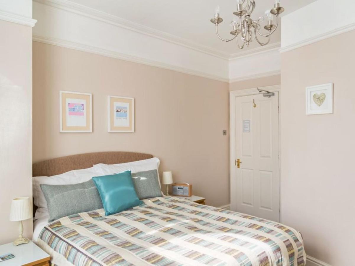 Chambre Double - Rez-de-Chaussée