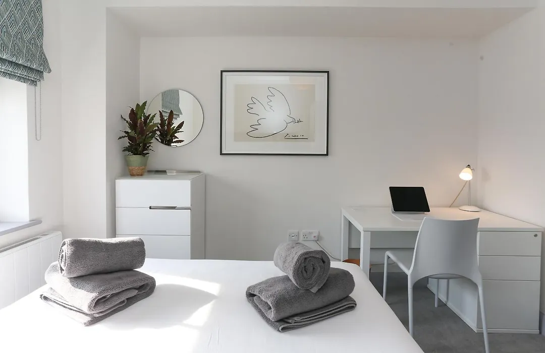 Arlington House, Central Apartmant-1