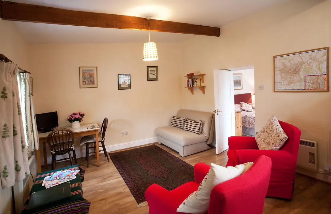The Cottage At Weston Lawn-1