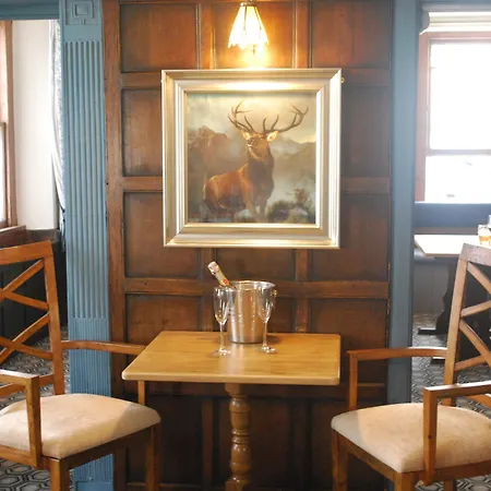 Rose And Crown-3